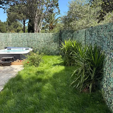 Ibiza And * Le Grau-dʼAgde