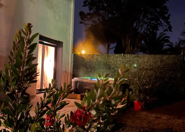 Ibiza And アパート *